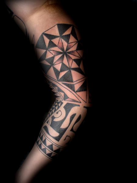 Tagged blackwork geometeric polynesian red hot and blue tattoo tattoo
