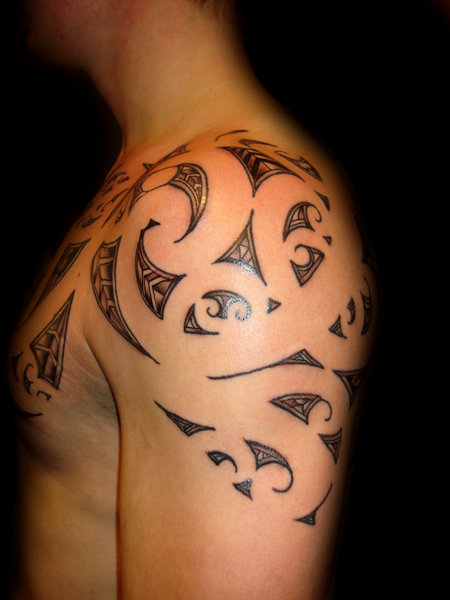 maori chest tattoos